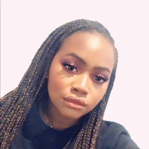 Meet your Posher, Halle